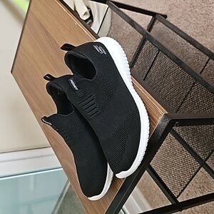 Skechers sneakers